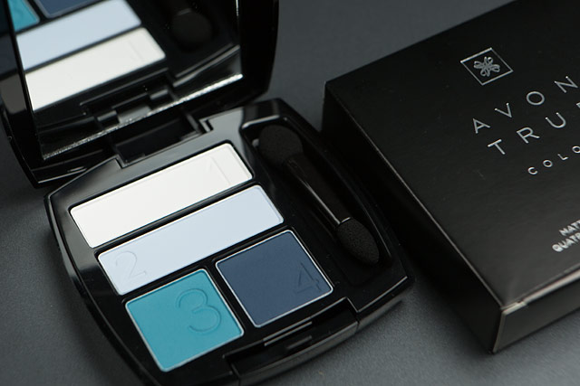 AVON Matte Eyeshadow Quad - Tranquility