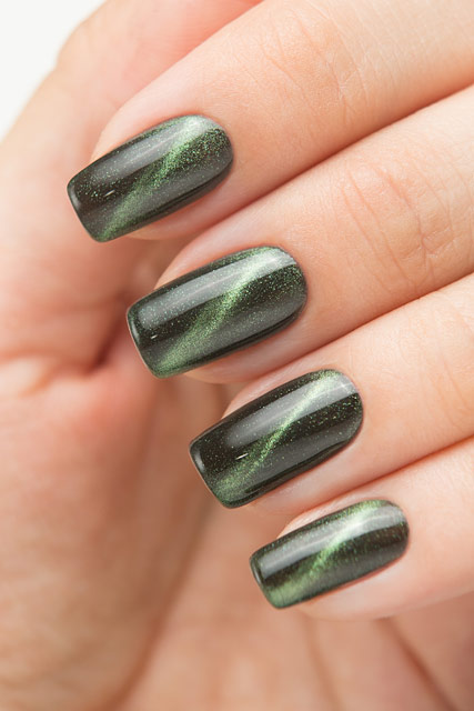 LE 56 Green | Dance Legend Magnetic Gel Top collection