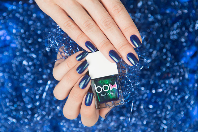 Bow Nail Polish Dating an Alien | Out Of Space collection Winter 2017