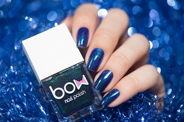 Bow Nail Polish Dating an Alien | Out Of Space collection Winter 2017