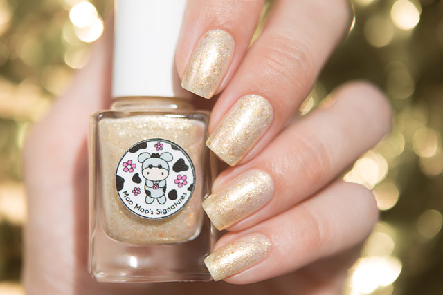 Moo Moo Polish Gold Reindeer | Moo Moo's Signatures Fantasy Winterland collection