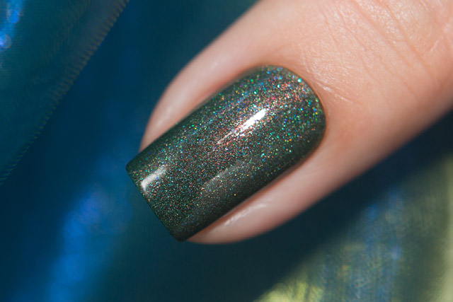 Wild Crocodile | Moo Moo's Signatures Shimmer Paradise collection