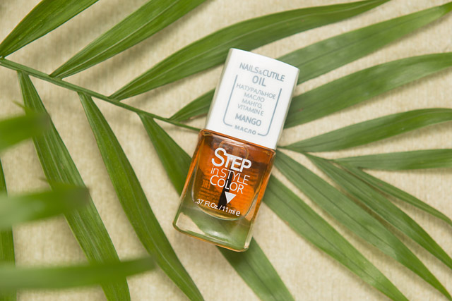 Step Nails and Cuticle Oil Mango