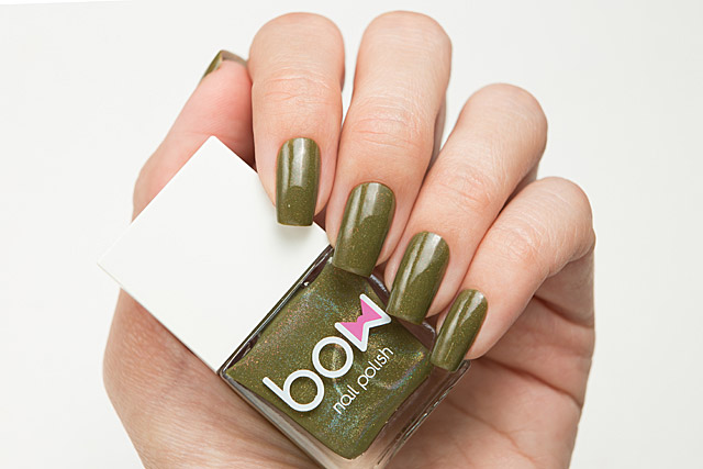 Unreality Show | Bow Nail Polish