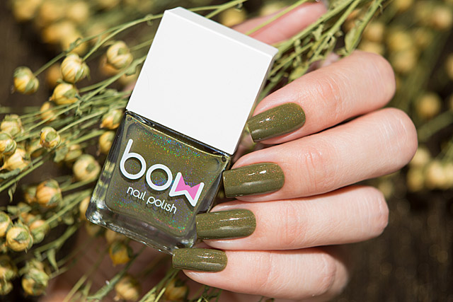 Unreality Show | Bow Nail Polish