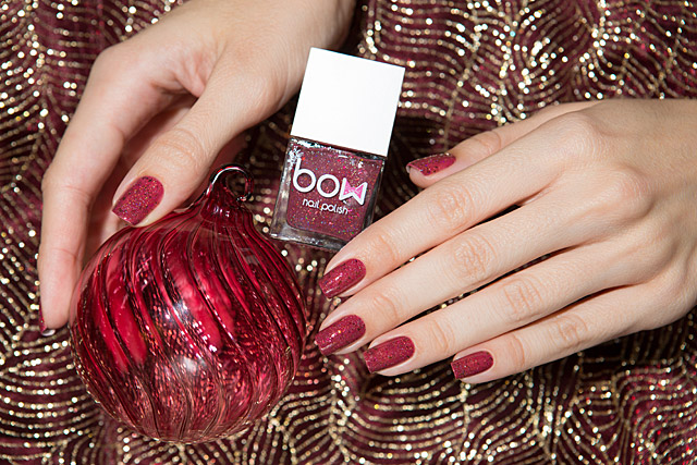 Secrets | Bow Nail Polish