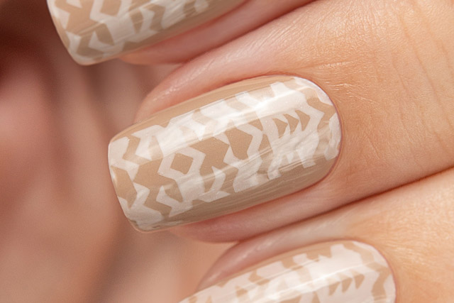 Stamping White/Gray | Bow Nail Polish