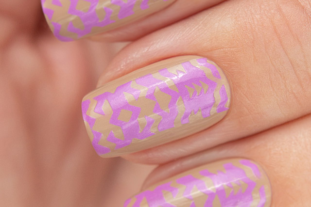 Stamping White/Violet | Bow Nail Polish