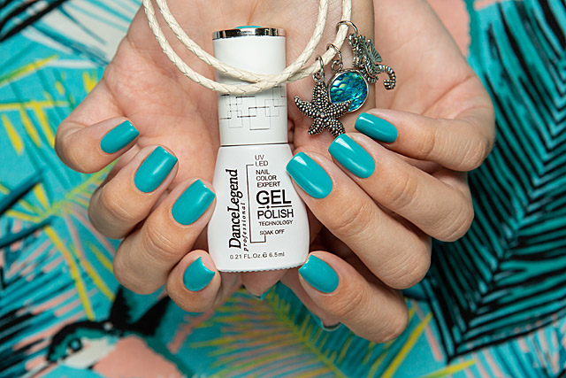 LE238 Bluebird | Dance Legend Gel Polish Pantone collection